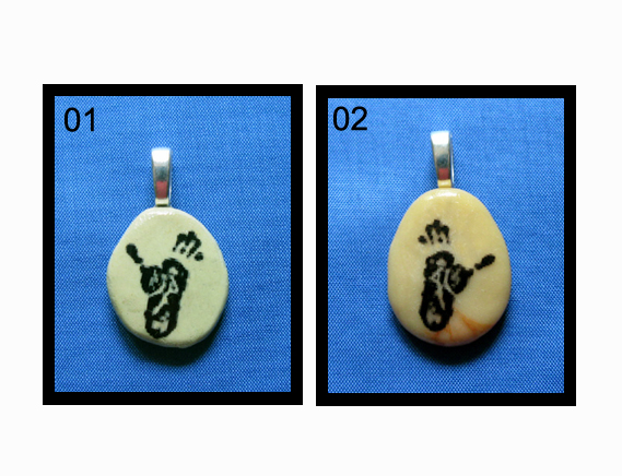 chimp-footprint-pendant chimp-footprint-pendant