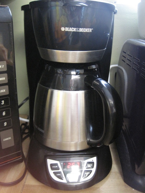 web new coffee maker chimp house kitchen IMG_7808 new coffee maker