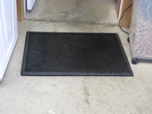 web new foot bath chimp house kitchen IMG_7811 foot bath mat