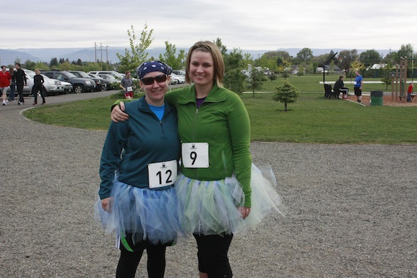 web jessica lisa tutu race_MG_3866 Lisa and Jessica in tutus