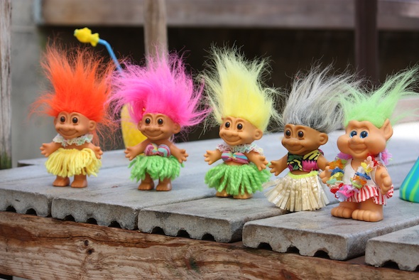 trolls
