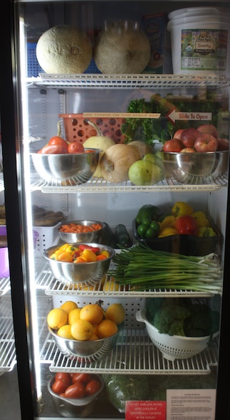web_Food_refrigerator_full_safeway_darwins_kh_IMG_5377