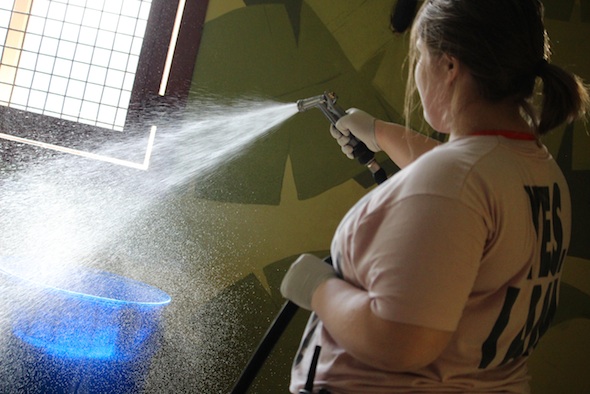 web_Lizz_spray_barrel_pr_aw_IMG_0277