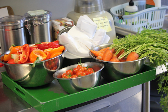 web_lunch_tray_ek_img_7132
