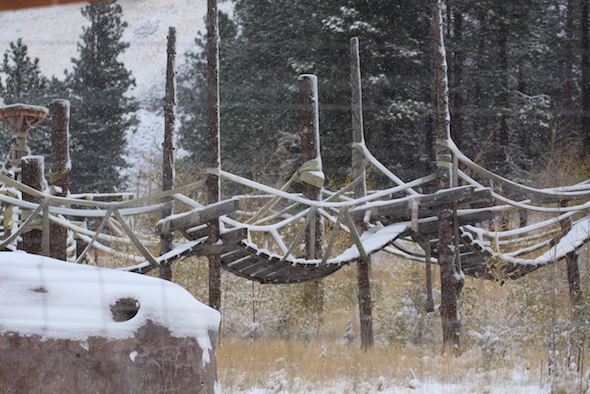 Web_Snow_outside_bridge_YH_KB_IMG_2931 copy