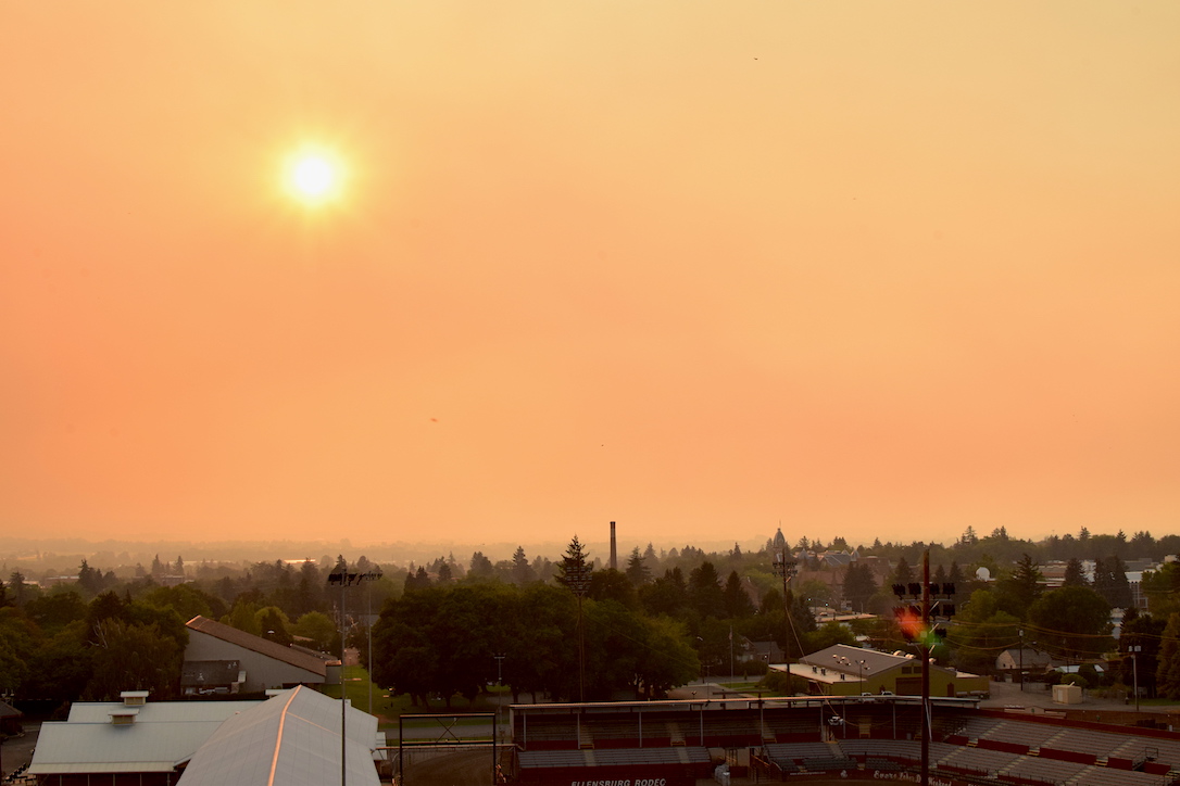 new_web_fire_smoke_ellensburg_ad_DSC_0681